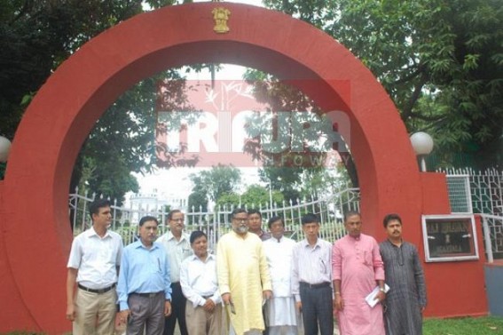 60 % of the submitted beneficiaries are fake in Tripura under PMAY scheme : BJP placed deputation to Governor 60 % of the submitted beneficiaries are fake in Tripura under PMAY scheme : BJP placed deputation to Governor